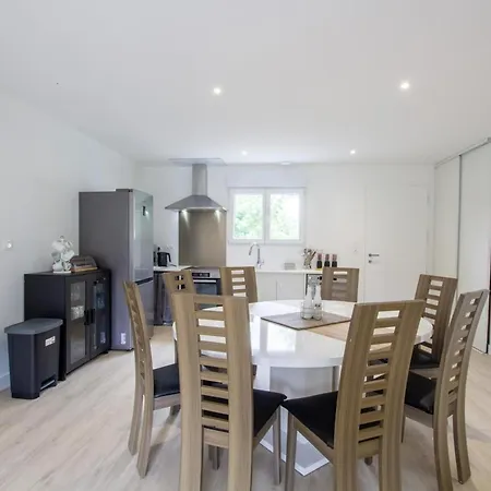 Prázdninový dům Maison Moderne Avec Parking, Clim Et Wifi, Animaux Acceptes - Fr-1-616-433 *